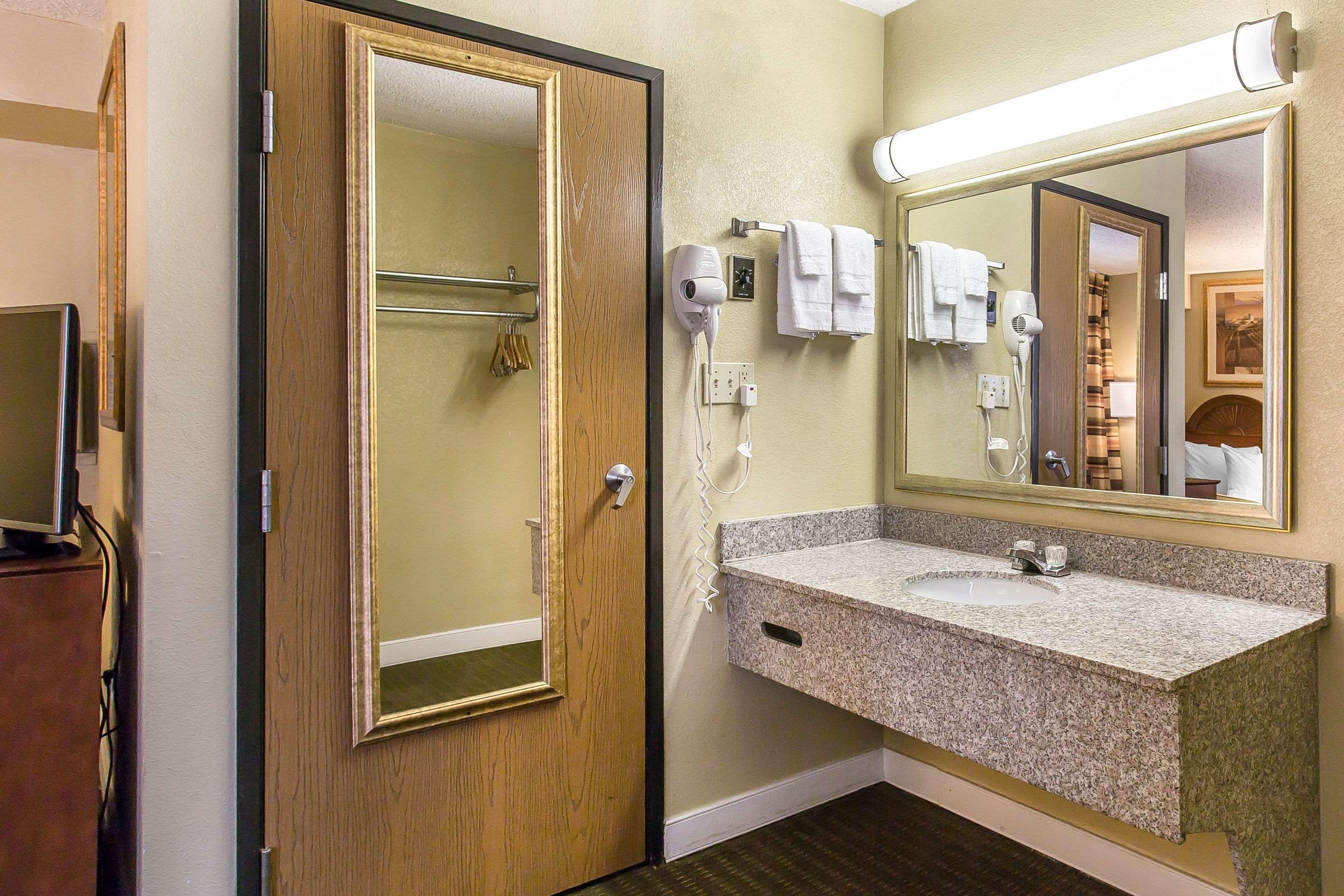 Quality Inn Lawton Esterno foto